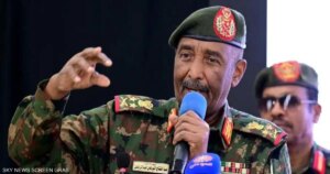 حوار تحت فوهات البنادق: البرهان يكرس عودة هيمنة الإسلاميين في السودان