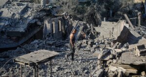 مقتل 5 فلسطينيين بينهم طفل في غارة إسرائيلية على غزة