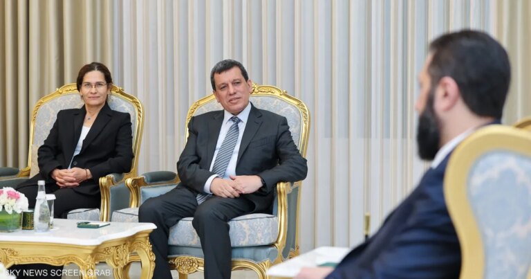 مستقبل سوريا: مقترح لحل “قسد” ودمجها في مؤسسات الدولة لإنهاء الانقسام مستقبل سوريا: مقترح لحل "قسد" ودمجها في مؤسسات الدولة لإنهاء الانقسام