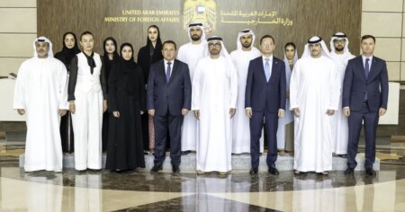 الإمارات وكازاخستان تبحثان سبل الارتقاء بالتعاون القنصلي بين البلدين الإمارات وكازاخستان تبحثان سبل الارتقاء بالتعاون القنصلي بين البلدين