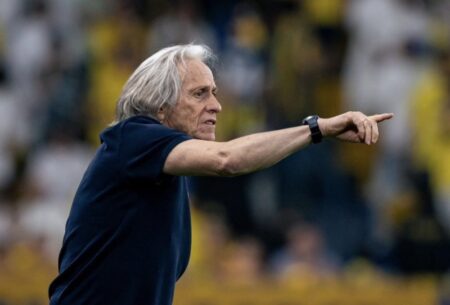 جيسوس يراقب 4 لاعبين في دوري روشن لضمهم لمنتخب البرتغال