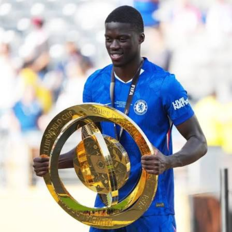 الهلال يكثف تحركاته لحسم التعاقد مع مامادو سار