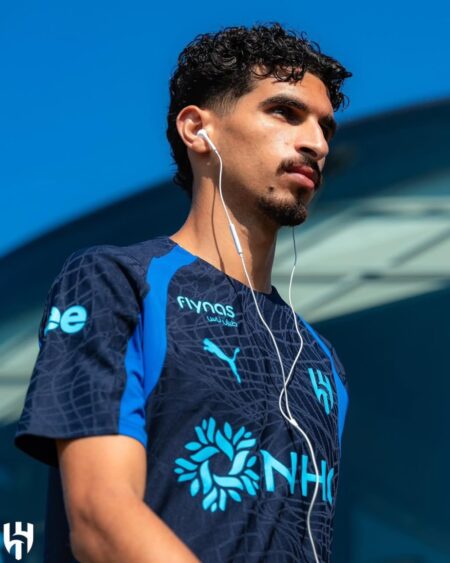 إنزاغي يمنح الضوء الأخضر لرحيل عبدالله العنزي عن الهلال في الصيف إنزاغي يمنح الضوء الأخضر لرحيل عبدالله العنزي عن الهلال في الصيف