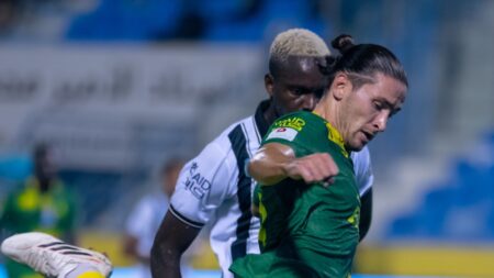 تعادل سلبي بين الخليج والشباب في الجولة الثانية من دوري روشن
