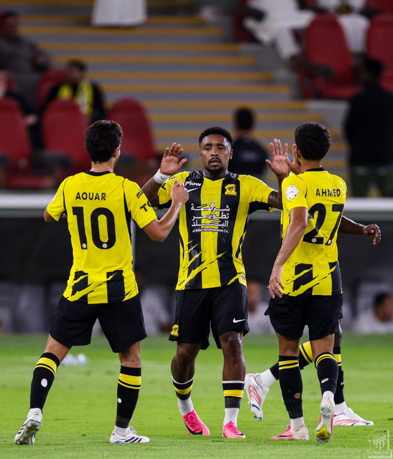 بيرغوين يقود الاتحاد لريمونتادا مثيرة أمام الحزم في دوري روشن