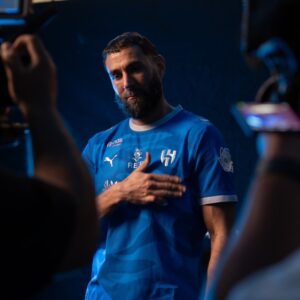 الهلال يتحرك لإنهاء عقد بنزيما والخيارات المطروحة تحسم مصير رحيله