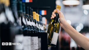 تثبيت مشغل مستودع الزجاج بعد أشهر من المفاوضات