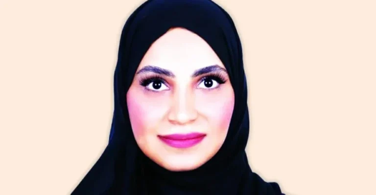 الثلث الديواني: جماليات الخط العربي في أبهى تجلياتها