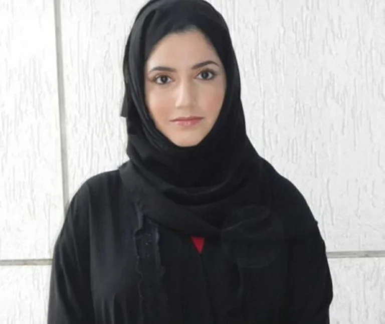 سارة بن هندي: الفن تجسيد للحظات البهجة
