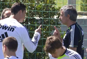 مورينيو يكشف خفايا رحيله عن ريال مدريد: خيانة وسموم ومؤامرات خلف الكواليس