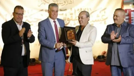 7 مسرحيات تتنافس في مهرجان “عشيات طقوس” المسرحي بالأردن 7 مسرحيات تتنافس في مهرجان "عشيات طقوس" المسرحي بالأردن