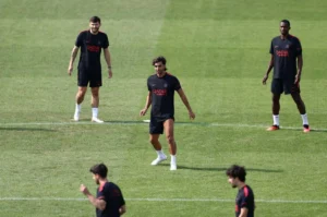 سان جيرمان يضم فيران توريس من برشلونة في صفقة بـ 58 مليون دولار