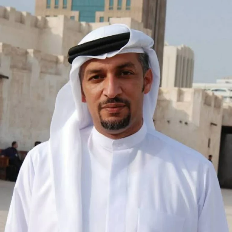 محمد كاظم: حوارات لونية تفتح آفاقاً جديدة للوحة محمد كاظم: حوارات لونية تفتح آفاقاً جديدة للوحة