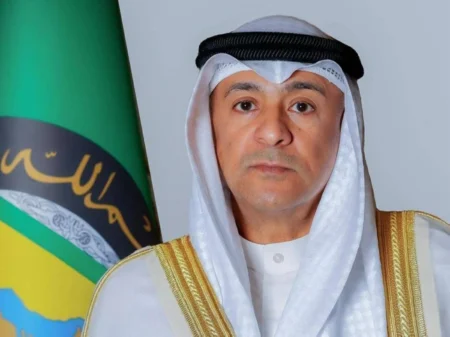 البديوي يدين بشدة الهجمات الإيرانية على ناقلات تابعة لـ «أدنوك»