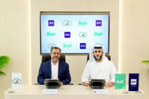 تاكسي دبي تدرج 1607 مركبات لـ«العربية» ضمن منصة «بولت»