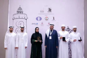 وسمية المنصوري تفوز بلقب «حماة الوطن»