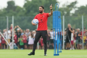 الدوري الإيطالي: إنتر ميلان يستهل رحلة الدفاع عن لقبه بلمسة إنجليزية