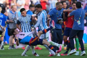 عقوبات مشددة من فيفا بحق الأرجنتين عقب أحداث المونديال