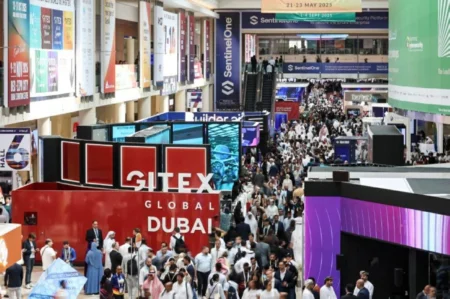 فعاليات دبي تنعش قطاعي الطيران والفنادق فعاليات دبي تنعش قطاعي الطيران والفنادق