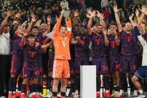 بايرن ميونيخ يتوج بلقب السوبر الألماني على حساب بوروسيا دورتموند