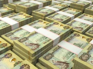 32 مليار درهم قروض استهلاكية للمقيمين في الإمارات خلال النصف الأول
