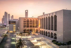 أقساط التأمين المكتتبة في الإمارات تسجل 74.8 مليار درهم بنمو 14.9% خلال 2025