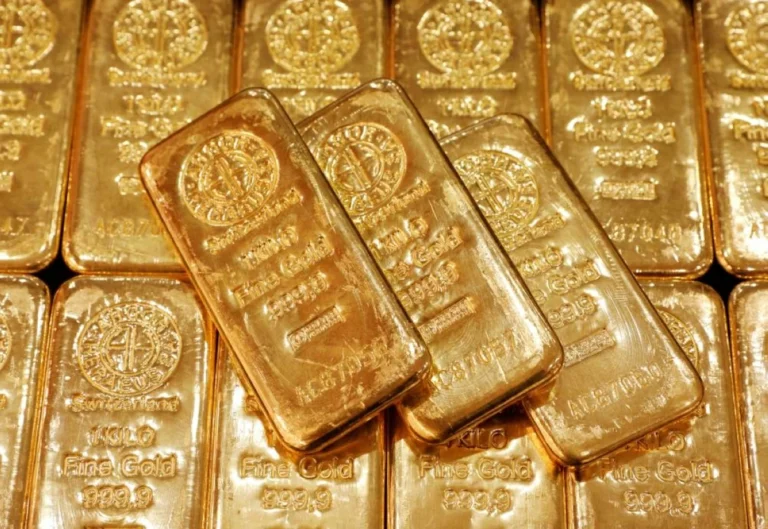 الذهب يواصل صعوده لأعلى مستوى في 3 أشهر ويتخطى حاجز 4700 دولار للأونصة في العقود الآجلة الذهب يواصل صعوده لأعلى مستوى في 3 أشهر ويتخطى حاجز 4700 دولار للأونصة في العقود الآجلة