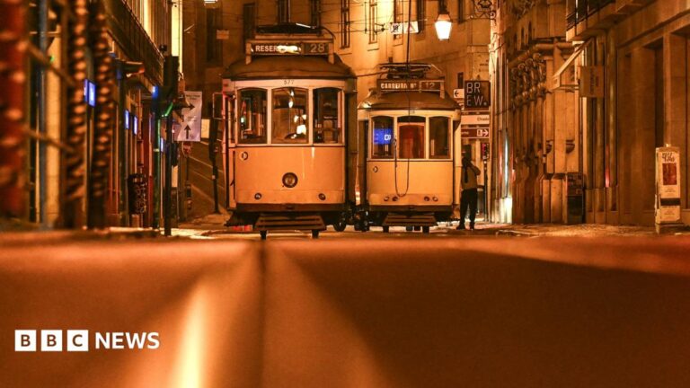 شركات تتسابق لتأمين طاقة البطاريات في إسبانيا والبرتغال