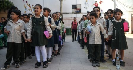 تزامناً مع بدء العام الدراسي.. "السبلايز" ترفع تكاليف التعليم في مصر