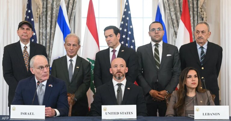 مسؤول أميركي يكشف عن موعد اجتماع لبنان وإسرائيل المرتقب في روما مسؤول أميركي يكشف عن موعد اجتماع لبنان وإسرائيل المرتقب في روما
