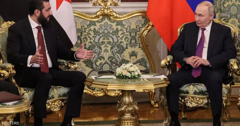 الشرع يكشف تفاصيل اتفاقه مع روسيا ويرسم معادلة جديدة الشرع يكشف تفاصيل اتفاقه مع روسيا ويرسم معادلة جديدة