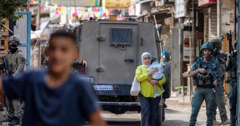 تحذيرات أممية من تطهير عرقي بالضفة الغربية مع تهجير 33 ألف فلسطيني تحذيرات أممية من تطهير عرقي بالضفة الغربية مع تهجير 33 ألف فلسطيني