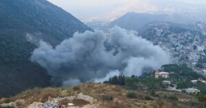 مقتل 11 شخصاً بينهم رضيعان في غارات إسرائيلية على جنوب لبنان