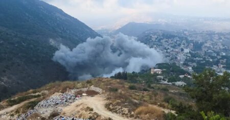 هزة أرضية تضرب جنوب لبنان تزامناً مع غارات إسرائيلية في علي الطاهر هزة أرضية تضرب جنوب لبنان تزامناً مع غارات إسرائيلية في علي الطاهر