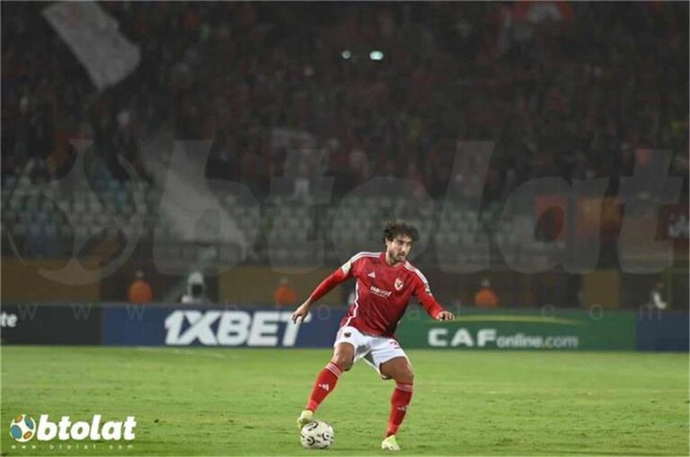 شرط جديد يعطل مفاوضات تجديد عقد محمد هاني مع الأهلي