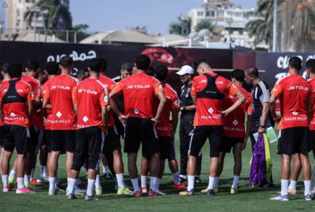 المنتخب الأولمبي يستدعي رباعي الأهلي لمعسكره المقبل