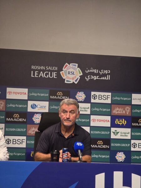 غالتييه يعلق على فوز نيوم أمام الهلال في دوري روشن: ماذا قال؟