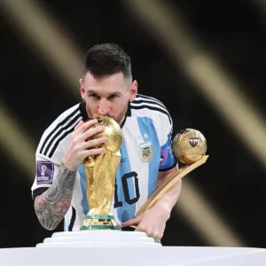 ميسي يعلن اعتزاله اللعب دولياً مع منتخب الأرجنتين بشكل نهائي