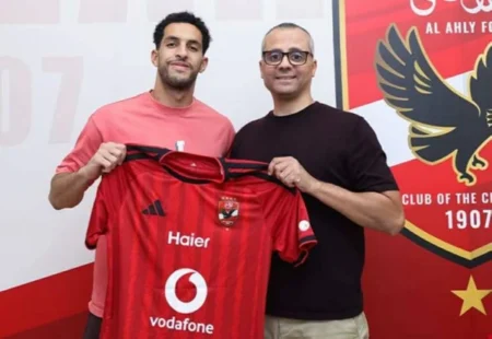 الأهلي يجدد عقد مصطفى شوبير حتى 2029 بعد تعثر المفاوضات ليومين