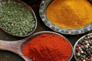 10 توابل طبيعية لمحاربة الالتهابات: تعرف على فوائدها الصحية