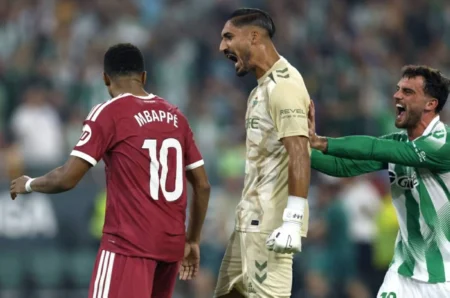 ريال مدريد يتعثر في الأندلس وسط جدل تحكيمي