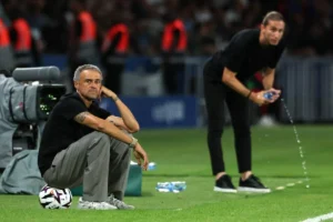 سان جيرمان يواصل تعثراته في الدوري الفرنسي بخسارة وتعادلين
