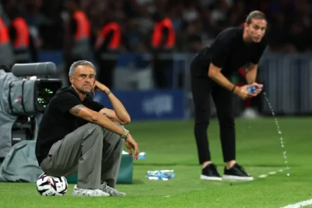 سان جيرمان يواصل تعثراته في الدوري الفرنسي بخسارة وتعادلين