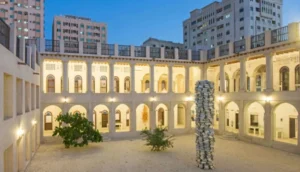 مؤسسة الشارقة للفنون: حاضنة طموحات الفنانين التشكيليين
