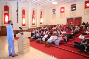 جزالة اللغة في قصائد بيت الشعر
