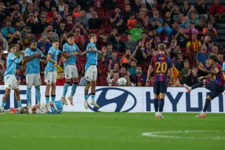 دوري أبطال أوروبا: برشلونة يكتسح فينورد بخماسية نظيفة
