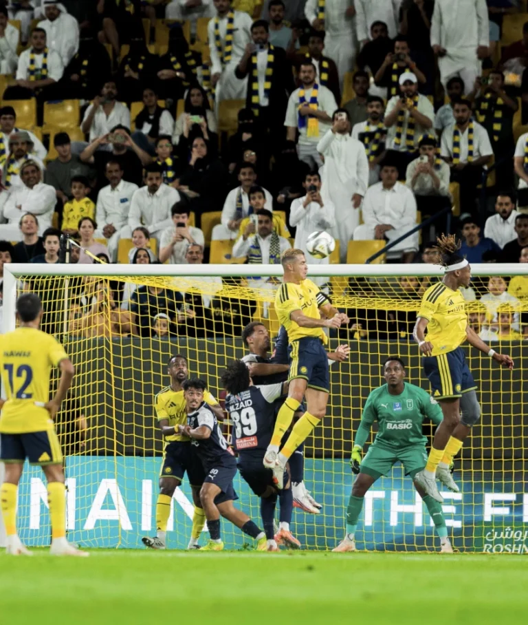 النصر يطارد الصدارة مع الهلال والقادسية ورونالدو يقترب من حاجز الألف هدف