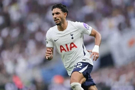 موعد مباراة ليفربول وتوتنهام في كأس كاراباو والقنوات الناقلة