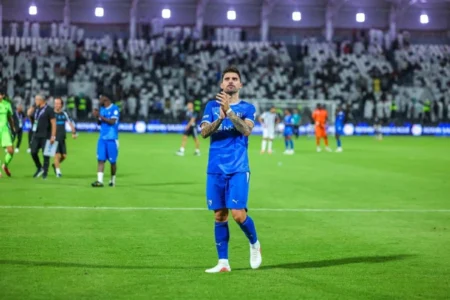 لجنة الانضباط تغرم التعاون السعودي وتحرمه من جماهيره مباراتين بسبب هتافات “جوتا”