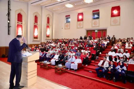أمسية شعرية تحتفي بروائع القصائد في بيت الشعر أمسية شعرية تحتفي بروائع القصائد في بيت الشعر